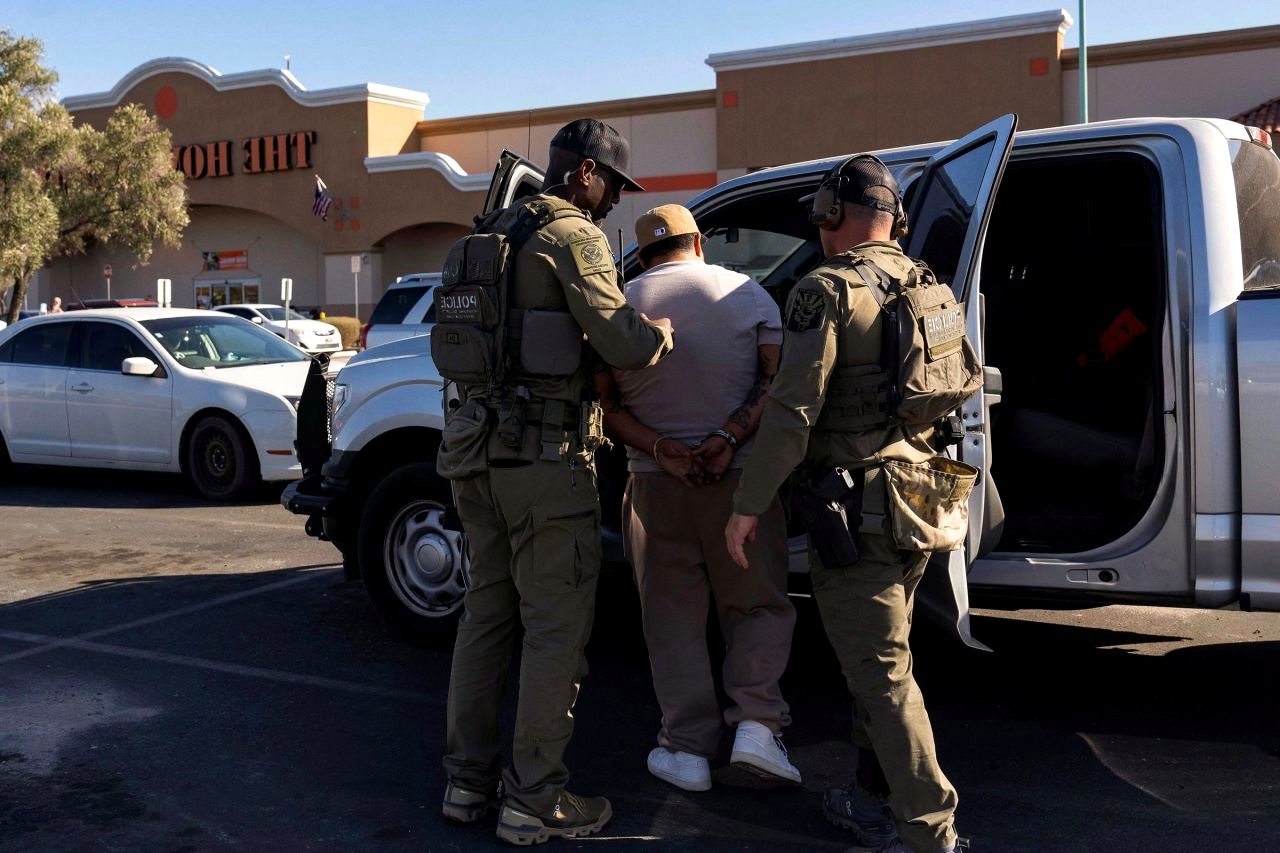 Resumen de noticias de las medidas de EE.UU. sobre inmigración y la crisis con Colombia este lunes 27 de enero